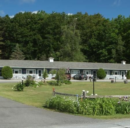 Governor'S Rock Motel Shaftsbury Экстерьер фото